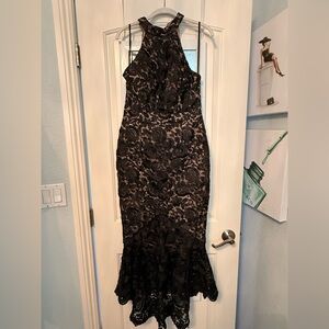 Xscape Black Floral Lace Backless Dress